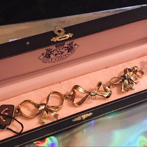 Juicy couture bow bracelet gold charm vintage